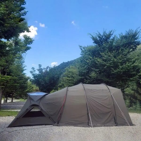 Tunnel Tent MSR TT 02